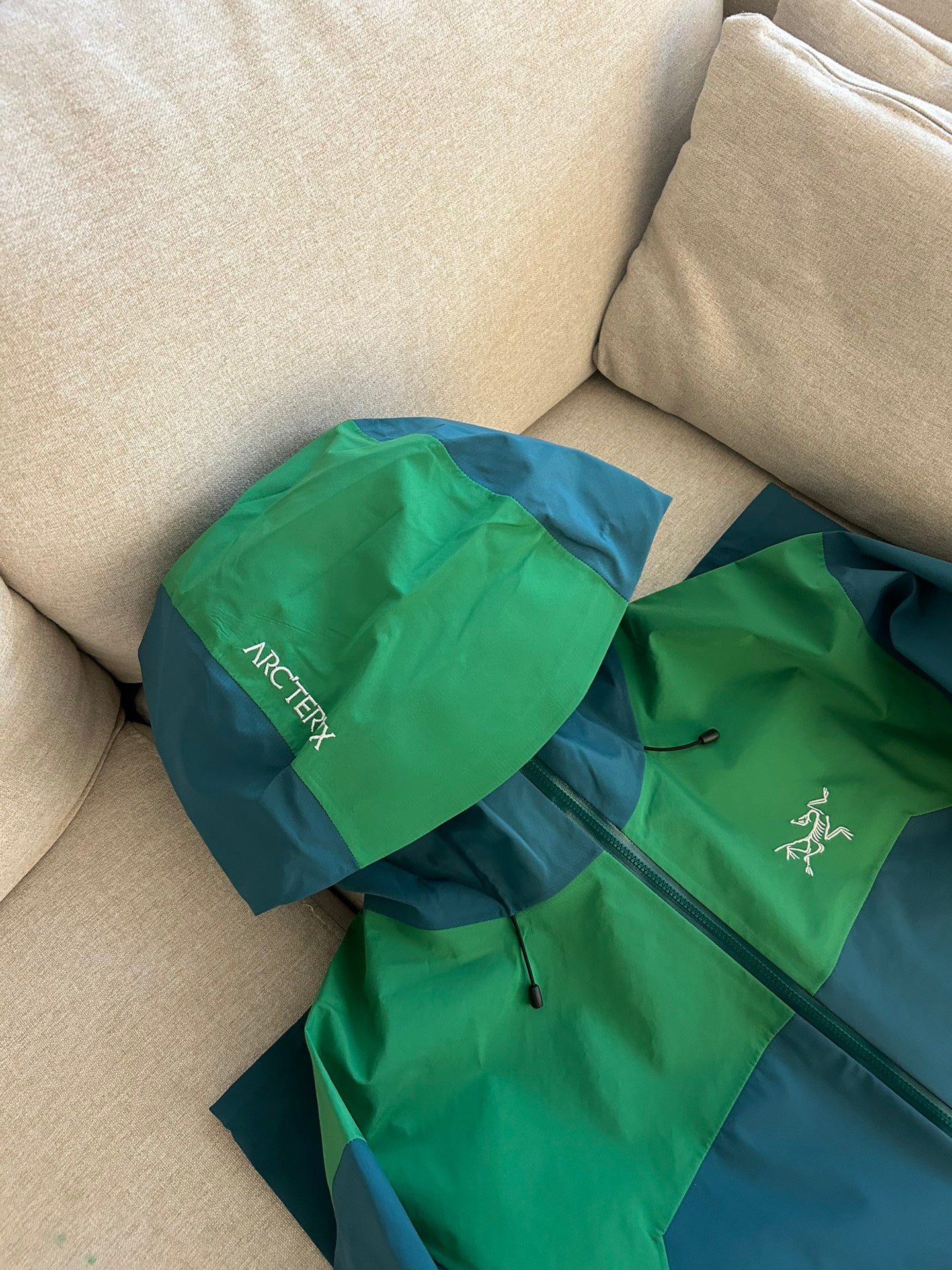 LuxluxHouse Best Quality Clothes Coats & Jackets Arcteryx