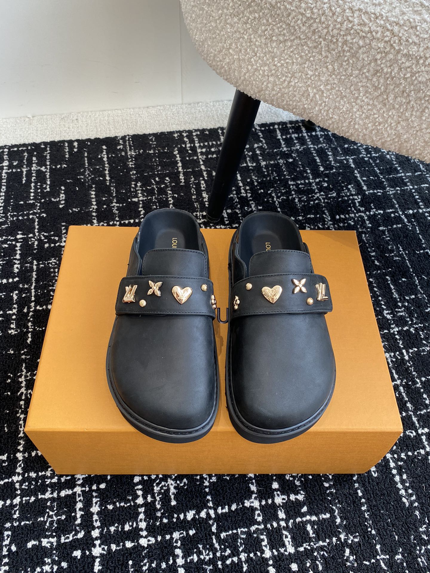 LuxluxHouse Best Quality Sandals Louis Vuitton
