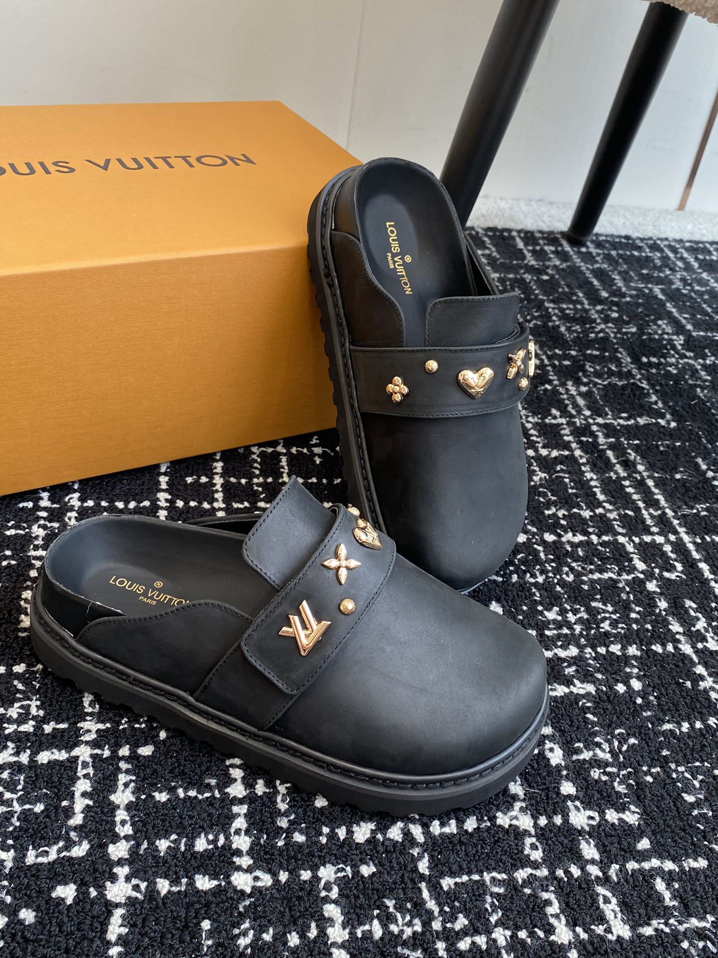 LuxluxHouse Best Quality Sandals Louis Vuitton