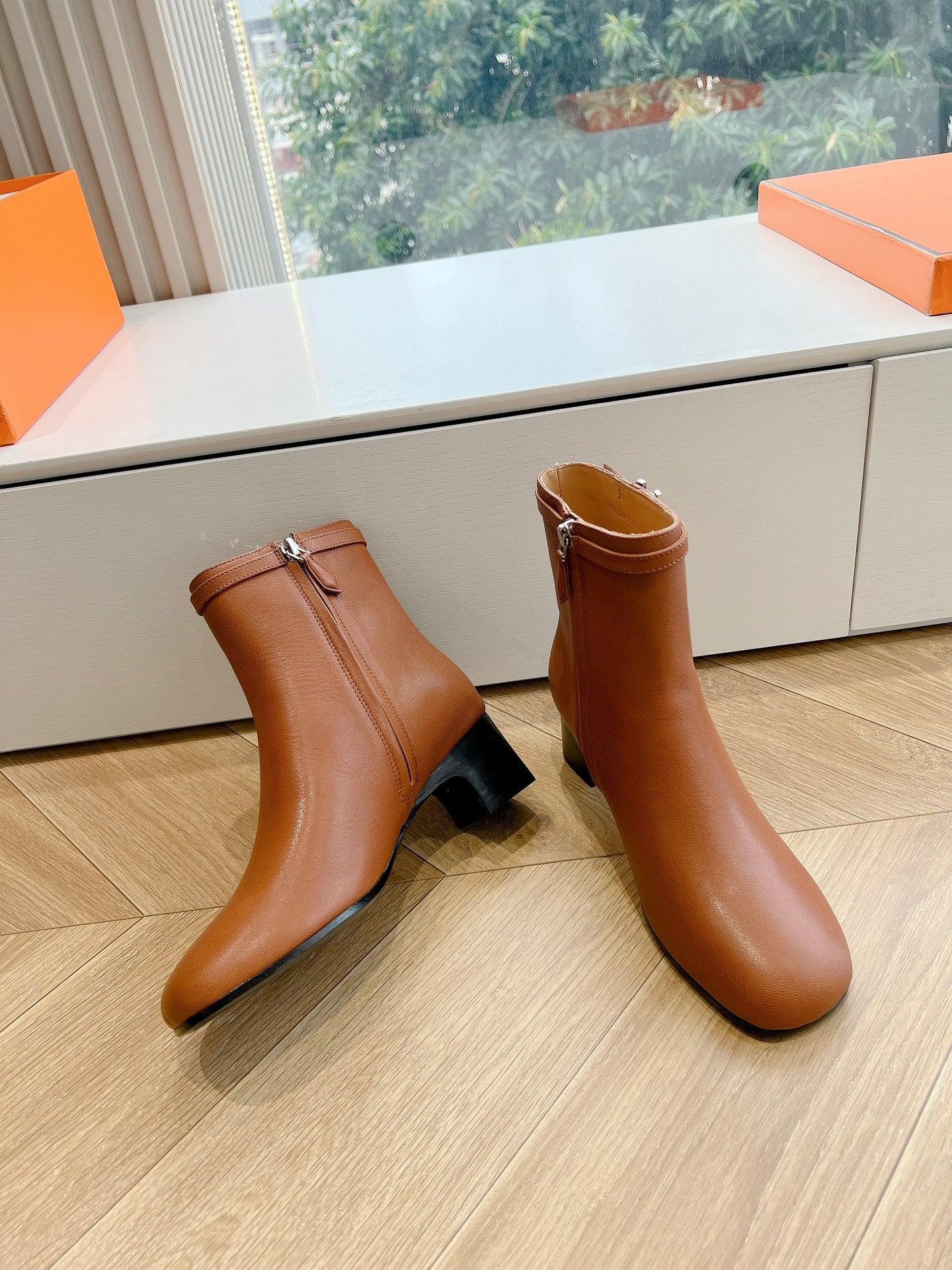 LuxluxHouse Best Quality Women Shoes Hermes