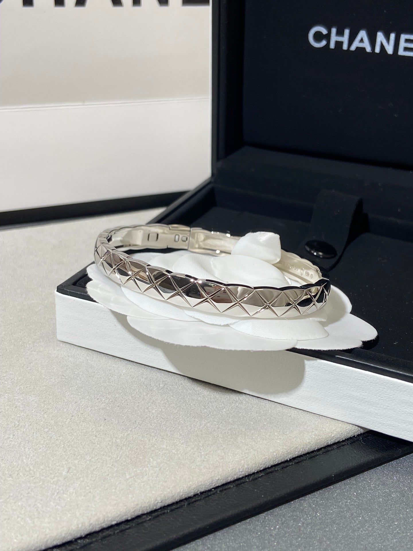 LuxluxHouse Best Quality Accessories Chanel