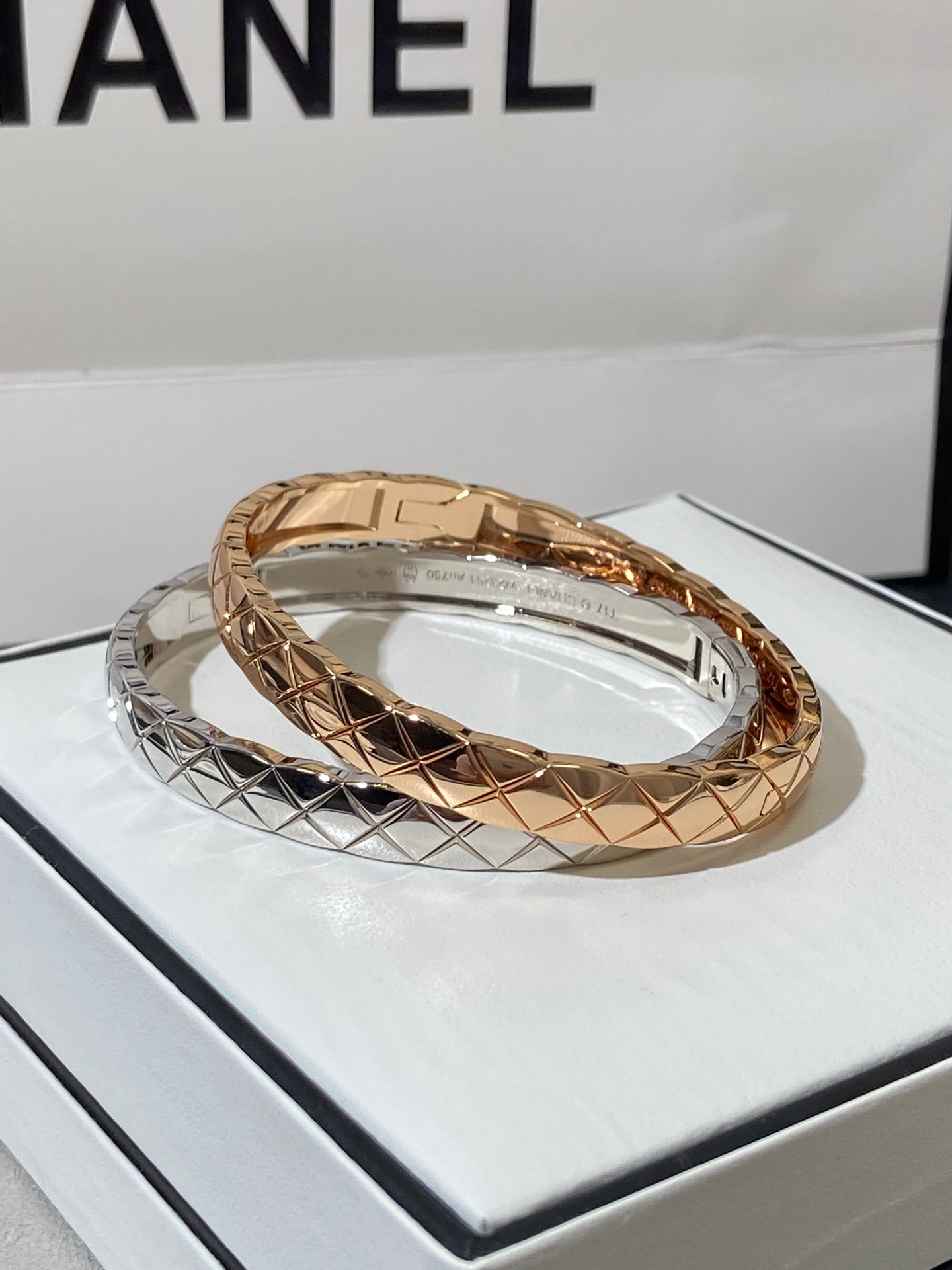 LuxluxHouse Best Quality Accessories Chanel