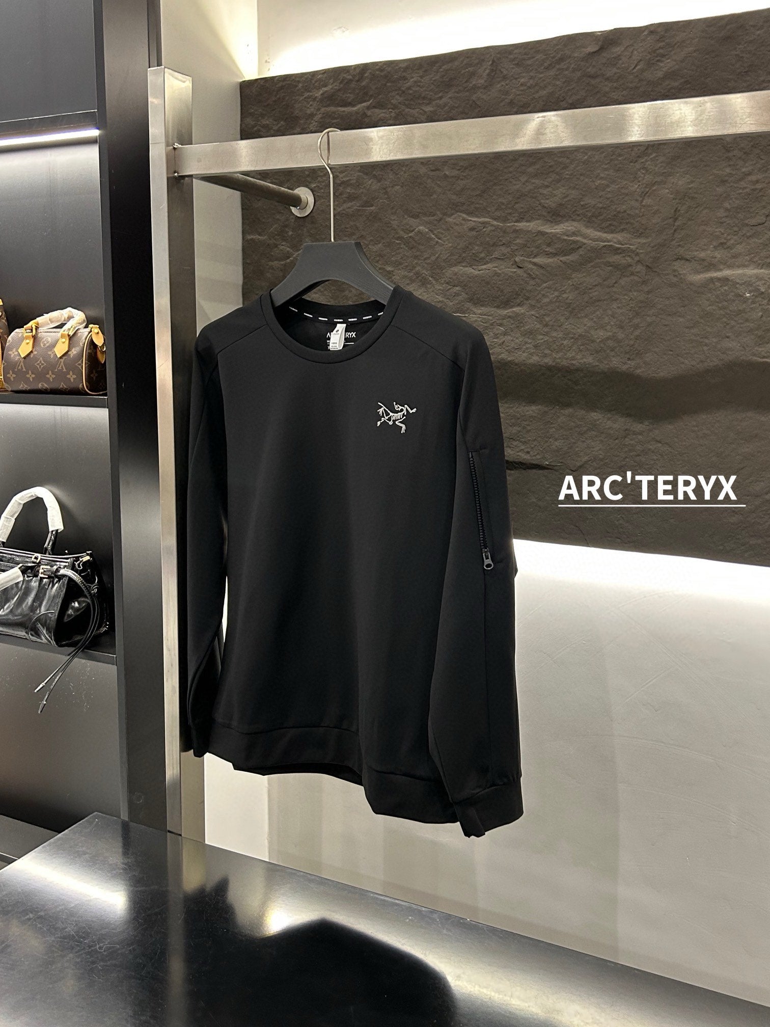 LuxluxHouse Best Quality Clothes Hoodie & Sweater Arcteryx