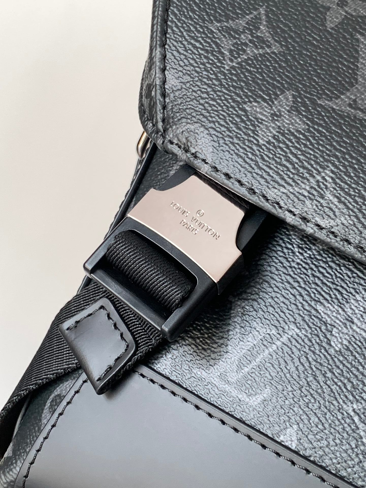 LuxluxHouse Best Quality Bags Louis Vuitton Men