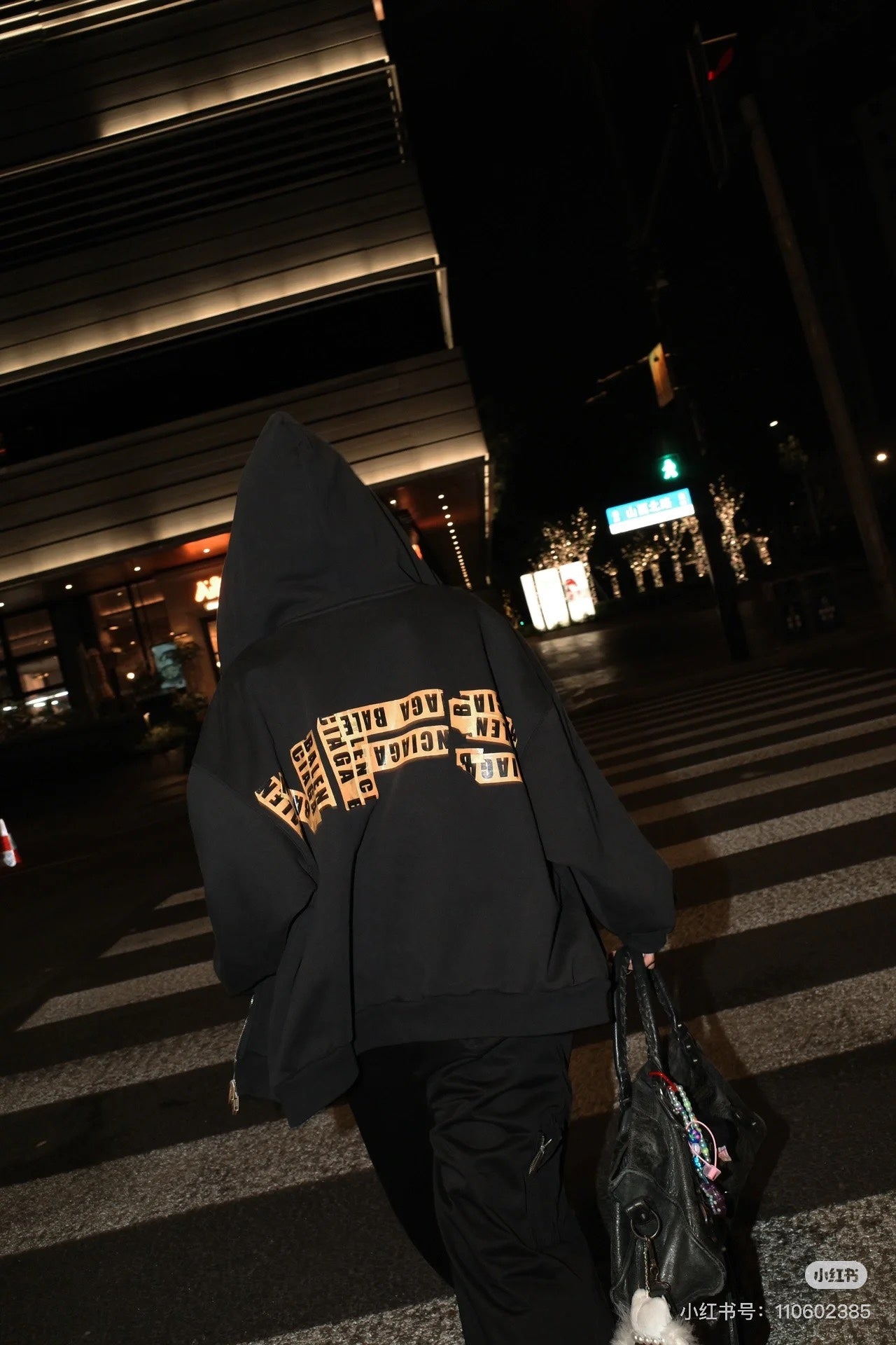 LuxluxHouse Best Quality Clothes Balenciaga Hoodie & Sweater