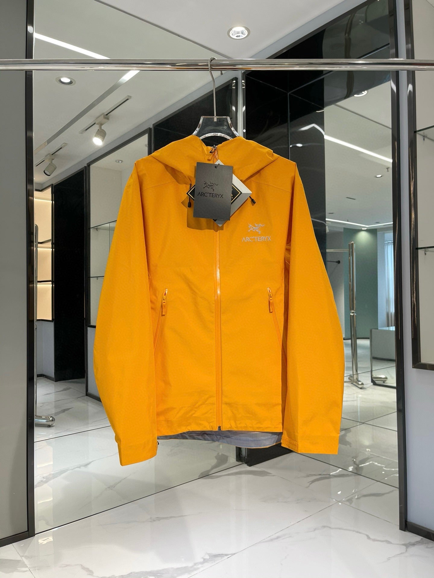 LuxluxHouse Best Quality Clothes Coats & Jackets Arcteryx