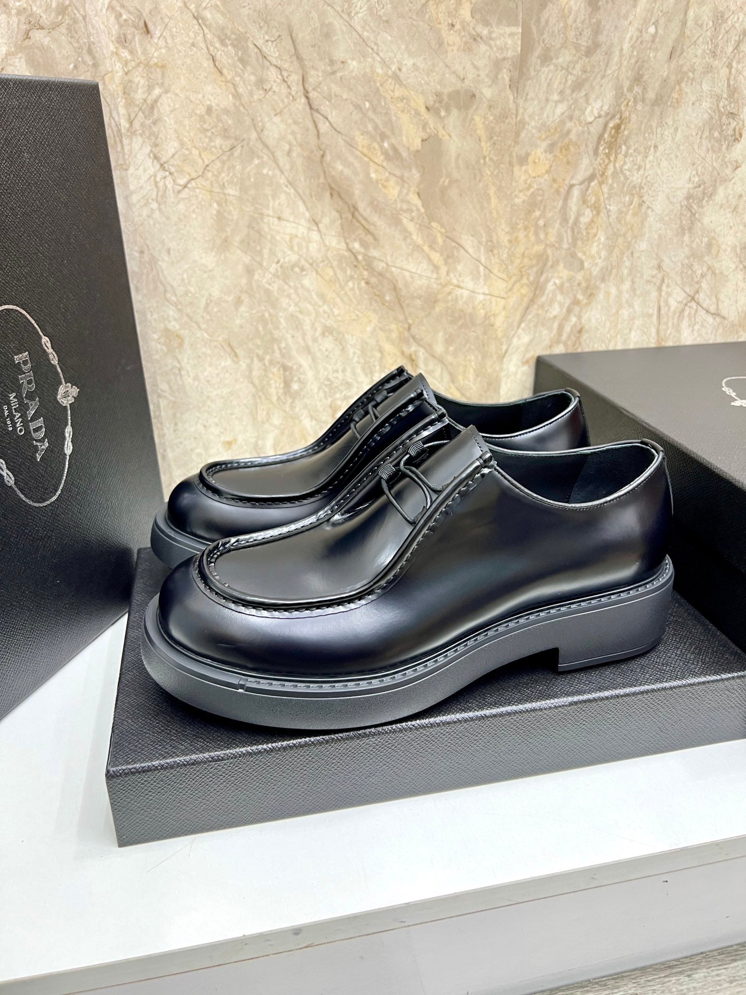 LuxluxHouse Best Quality Shoes Prada