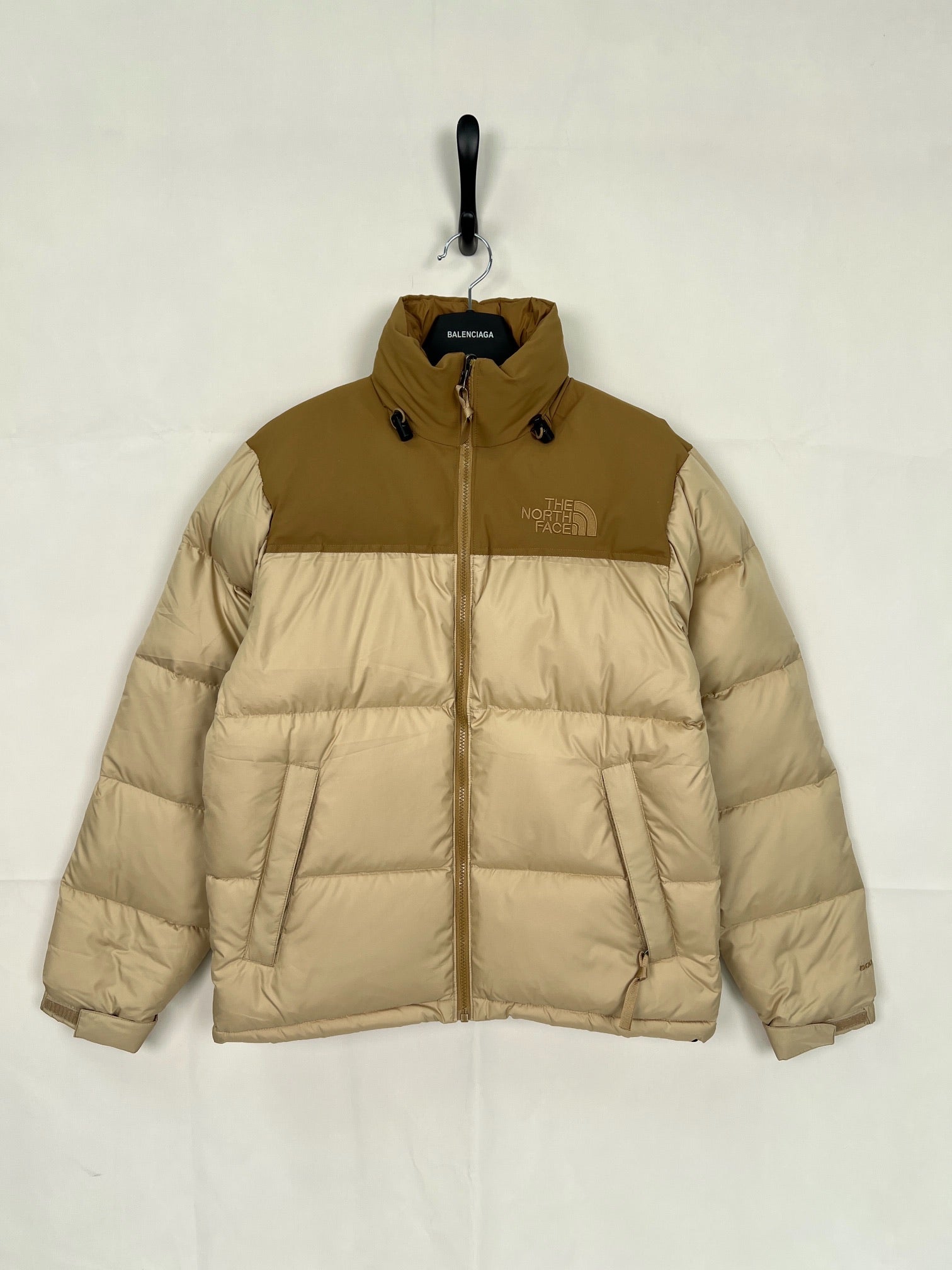 LuxluxHouse Best Quality Clothes The North Face & MLB Coats & Jackets