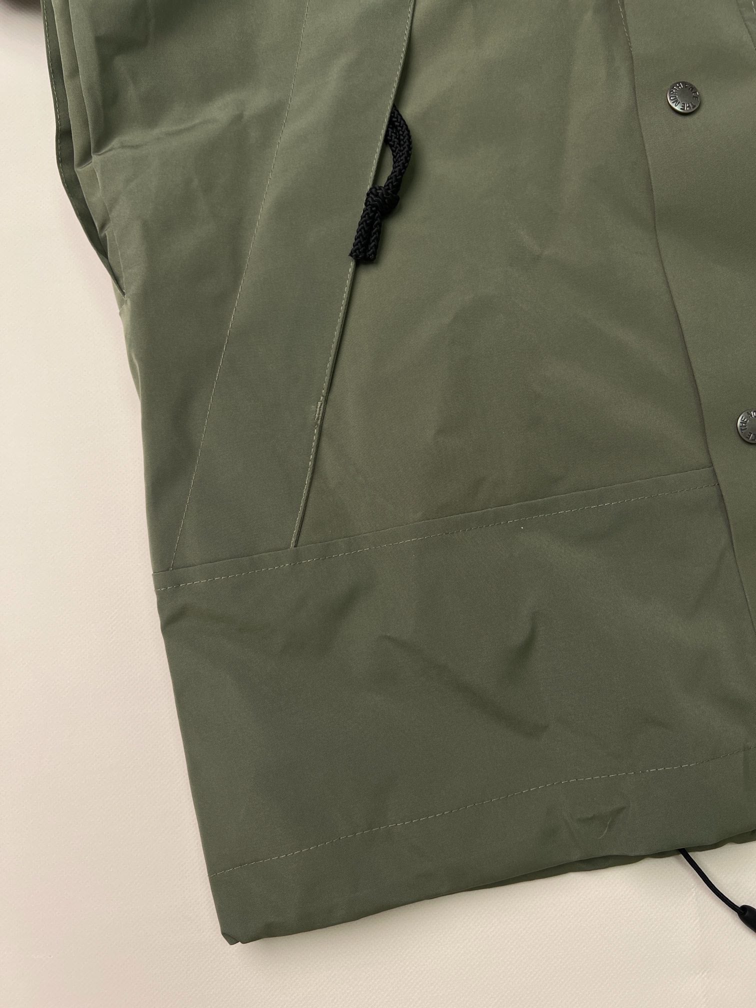 LuxluxHouse Best Quality Clothes The North Face & MLB Coats & Jackets