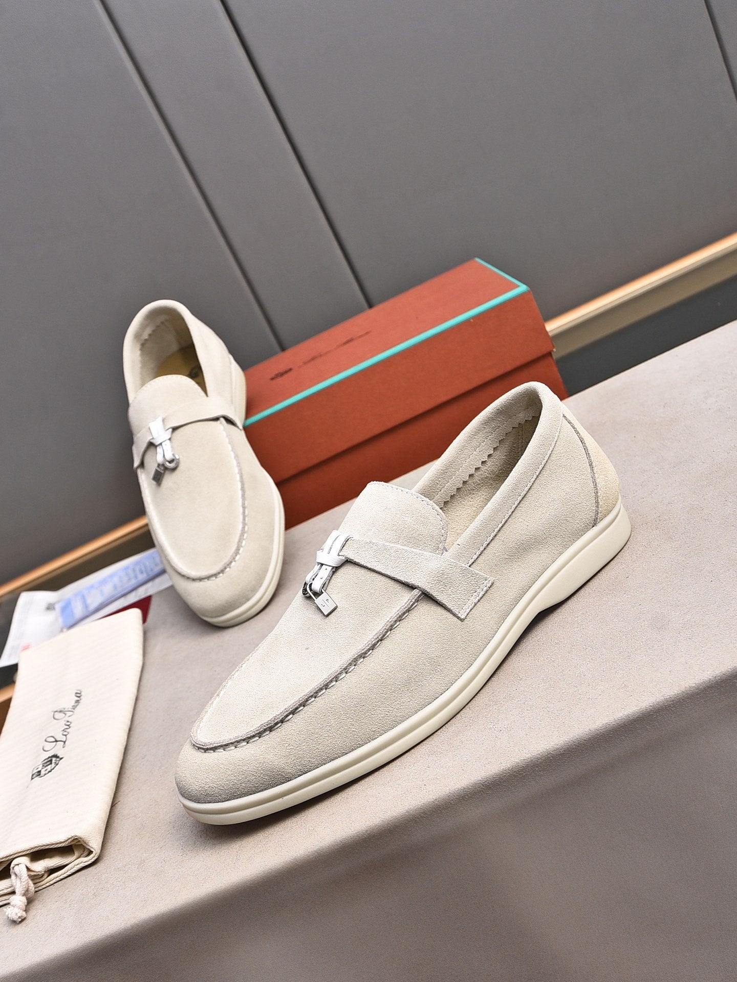 LuxluxHouse Best Quality Shoes Hermes