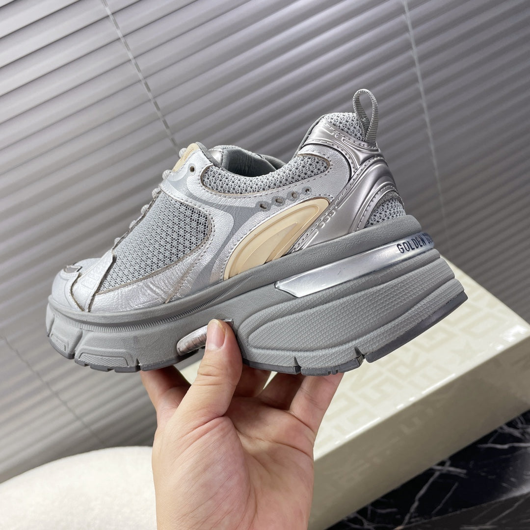 LuxluxHouse Best Quality Shoes Golden Goose