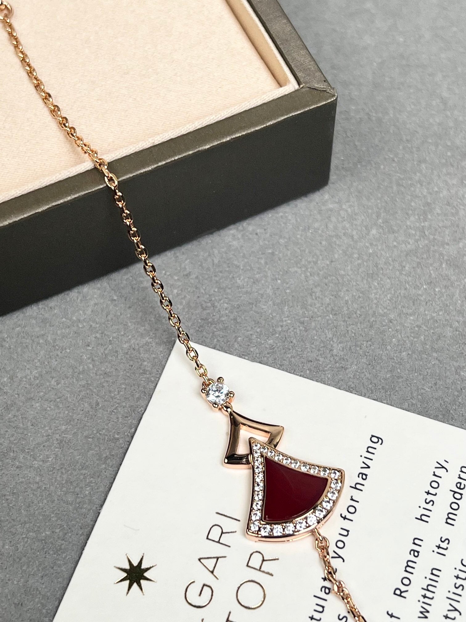 LuxluxHouse Best Quality Accessories Bracelet Bvlgari