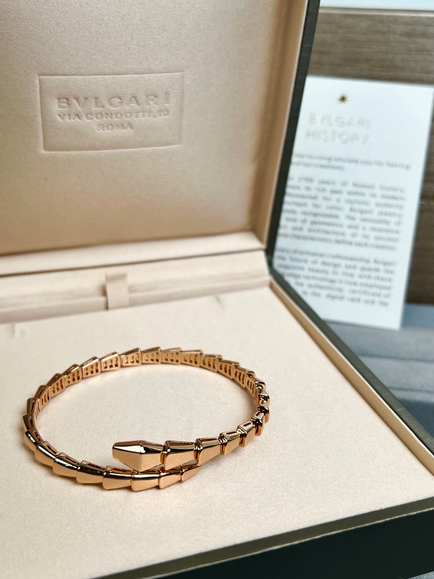 LuxluxHouse Best Quality Accessories Bracelet Bvlgari