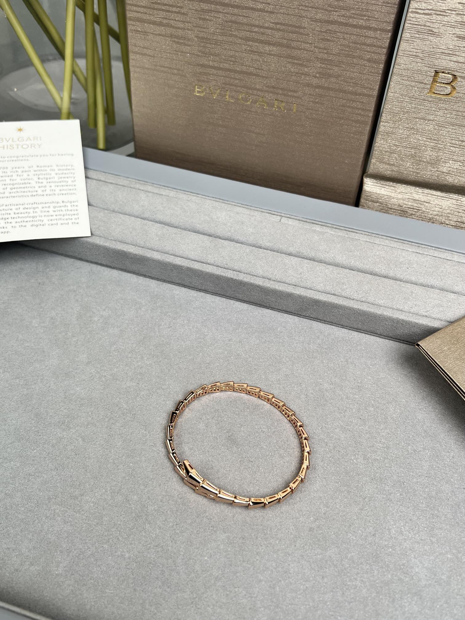 LuxluxHouse Best Quality Accessories Bracelet Bvlgari