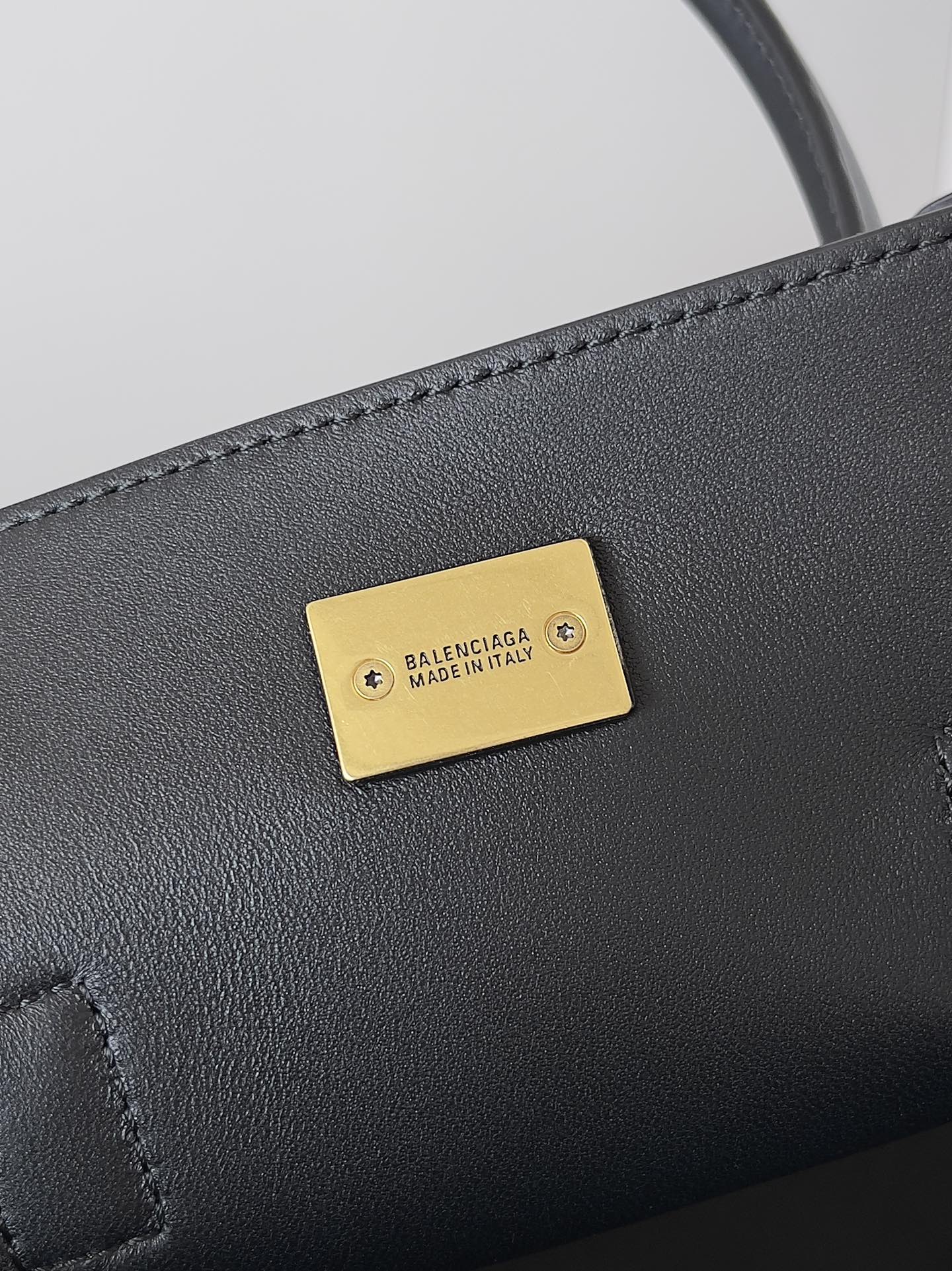 LuxluxHouse Best Quality Bags Balenciaga