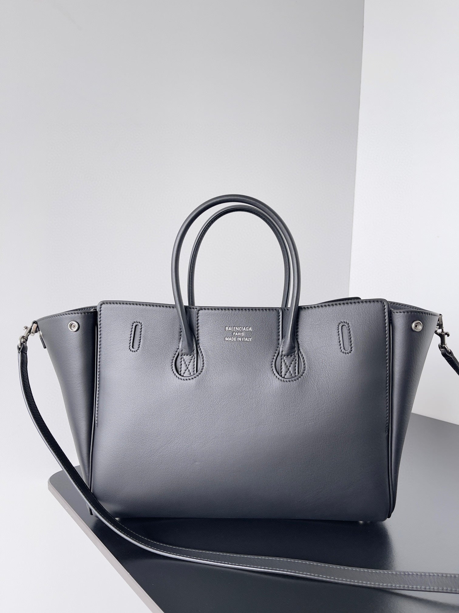 LuxluxHouse Best Quality Bags Balenciaga