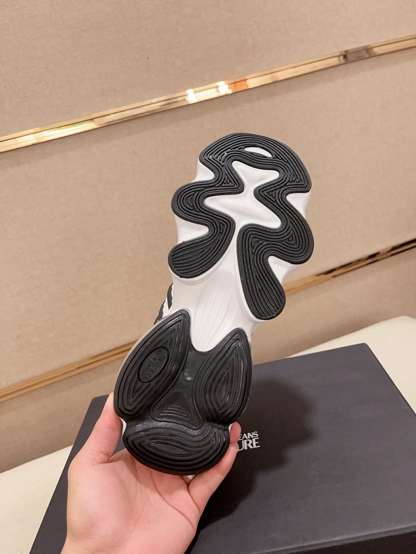 LuxluxHouse Best Quality Shoes Versace