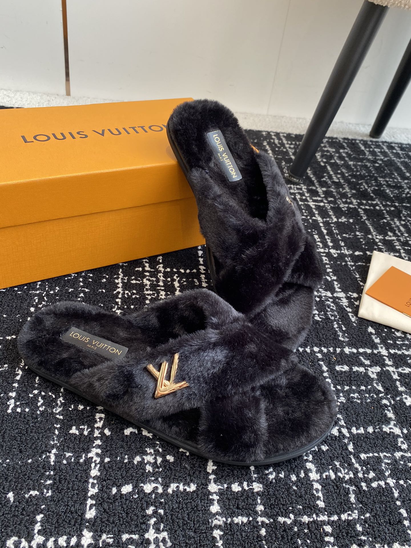 LuxluxHouse Best Quality Sandals Louis Vuitton