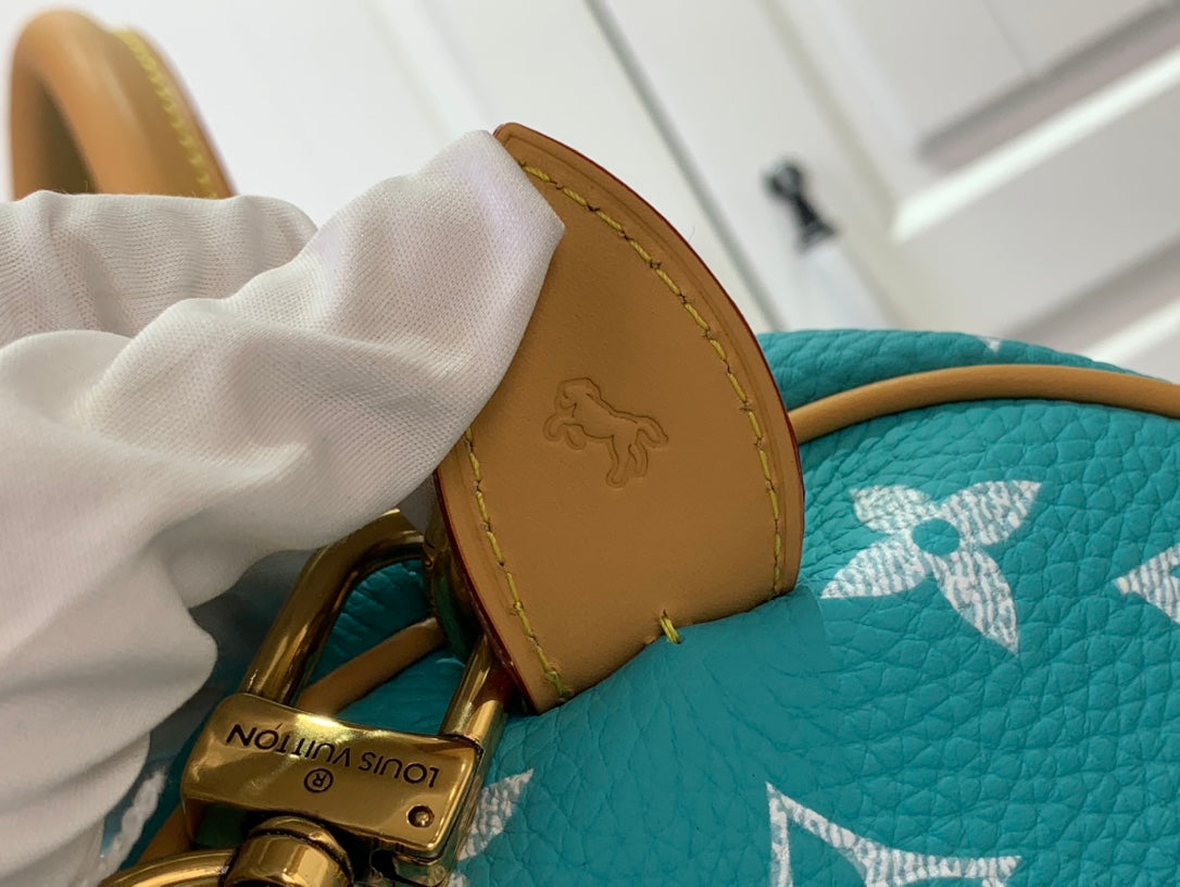LuxluxHouse Best Quality Bags Louis Vuitton Women Men