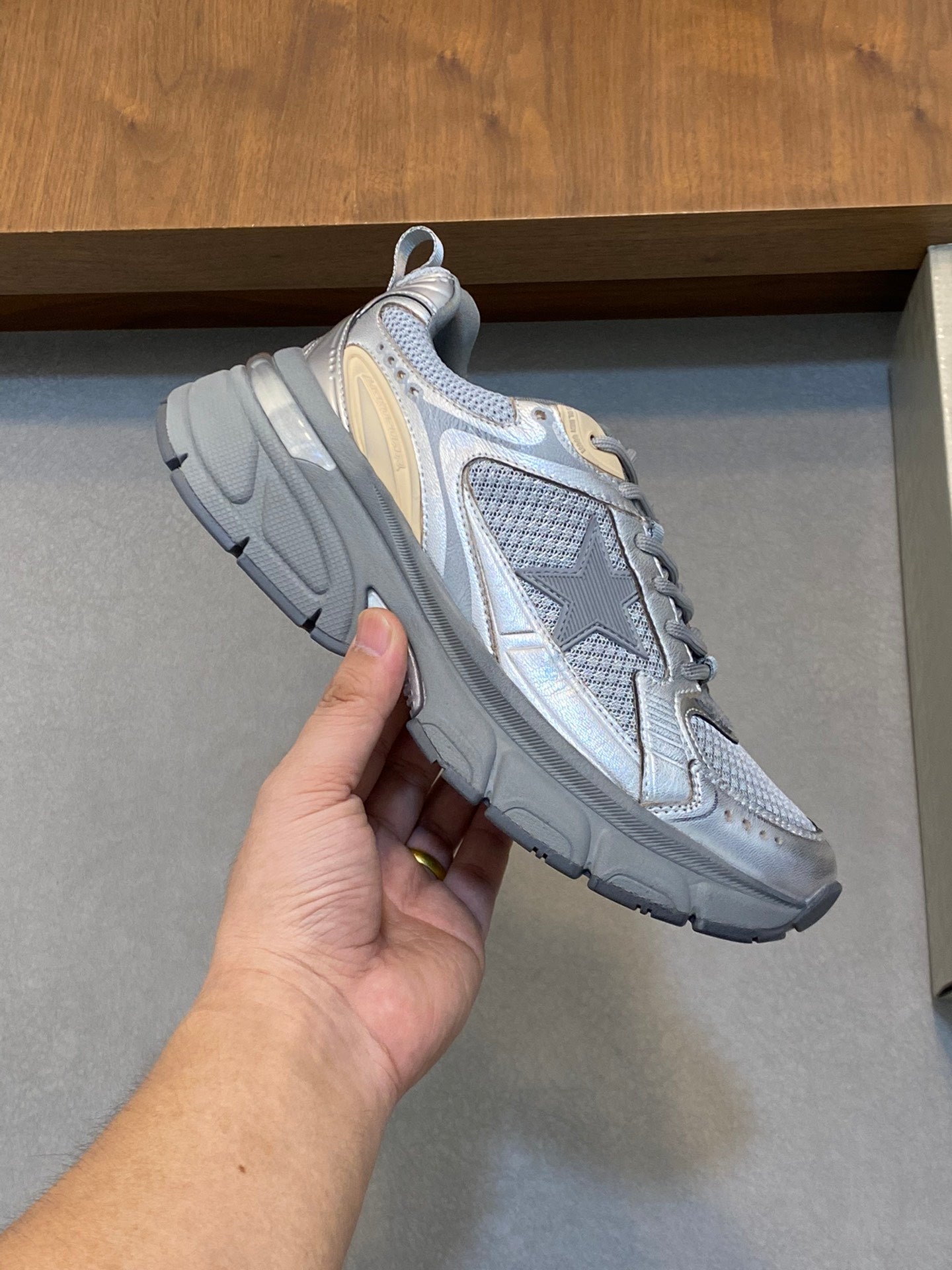 LuxluxHouse Best Quality Shoes Golden Goose