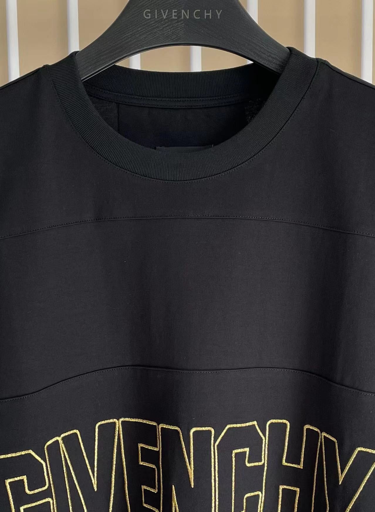 LuxluxHouse Best Quality Clothes Givenchy T-shirt