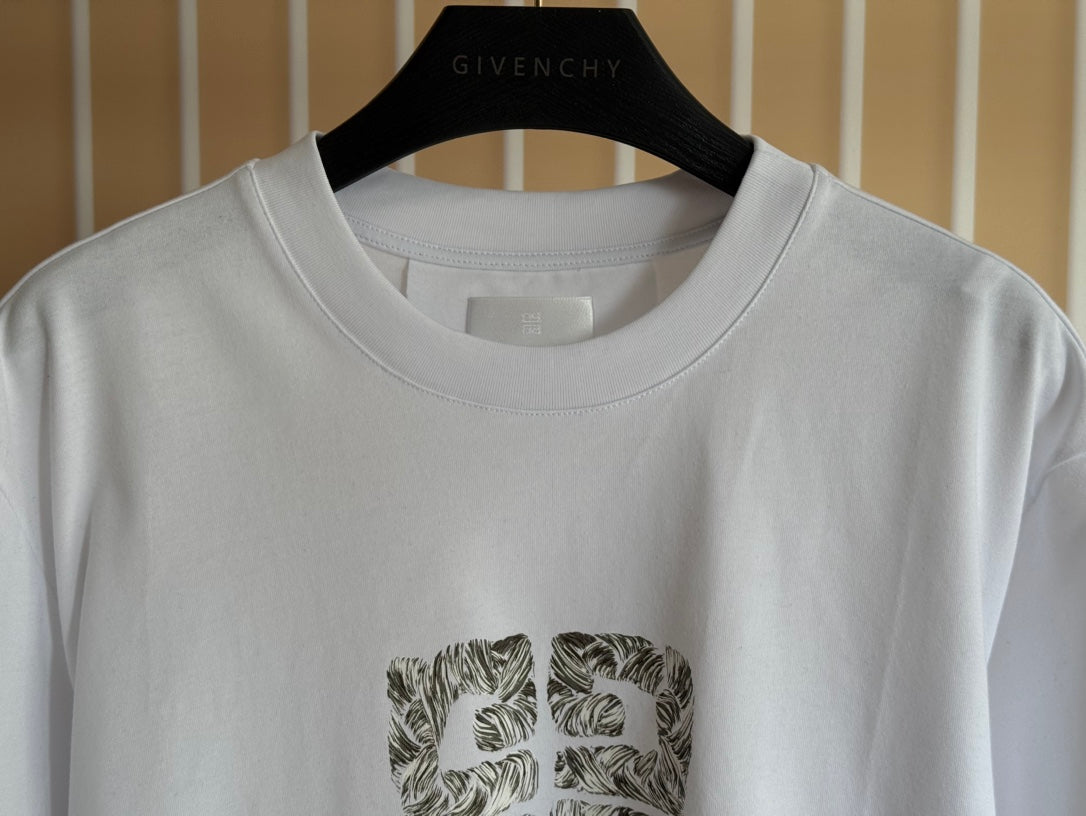 LuxluxHouse Best Quality Clothes Givenchy T-shirt