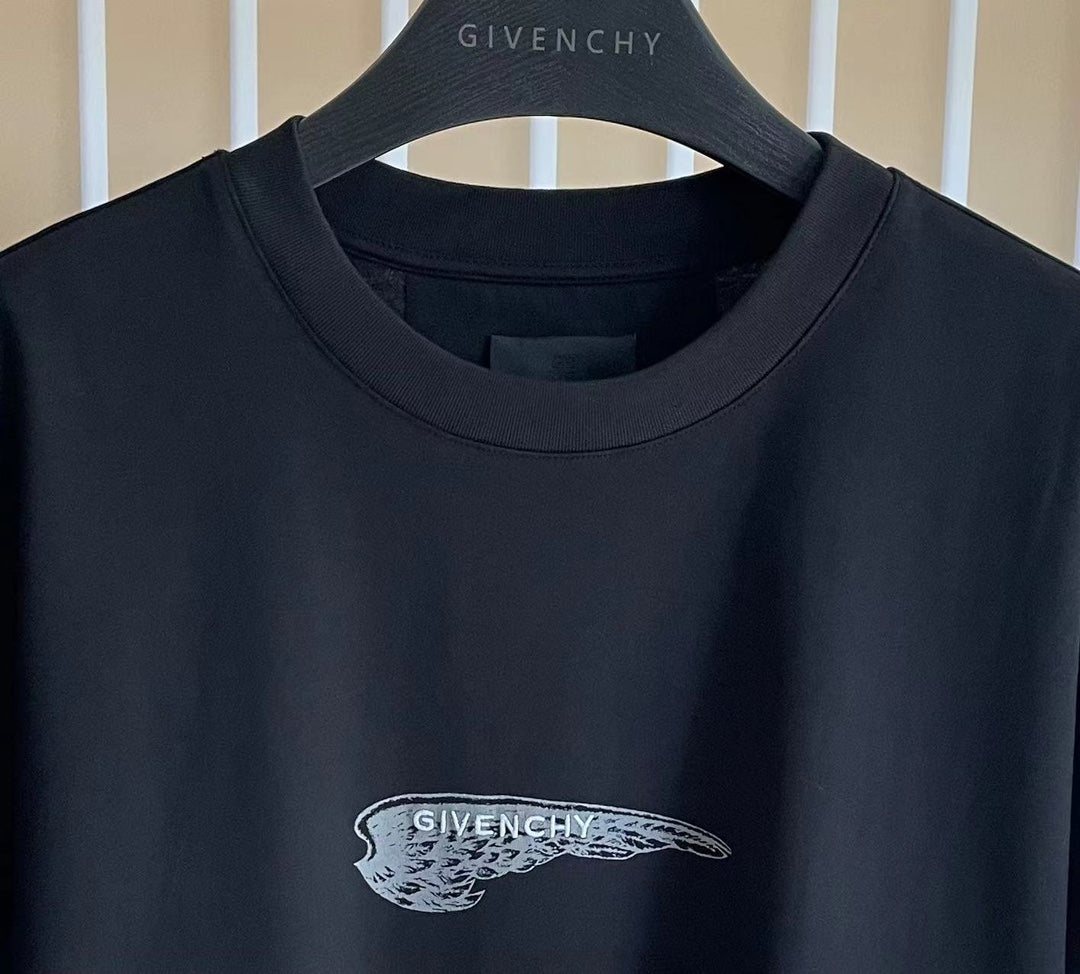 LuxluxHouse Best Quality Clothes Givenchy T-shirt