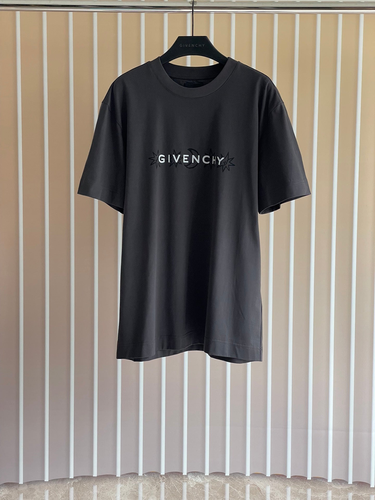 LuxluxHouse Best Quality Clothes Givenchy T-shirt