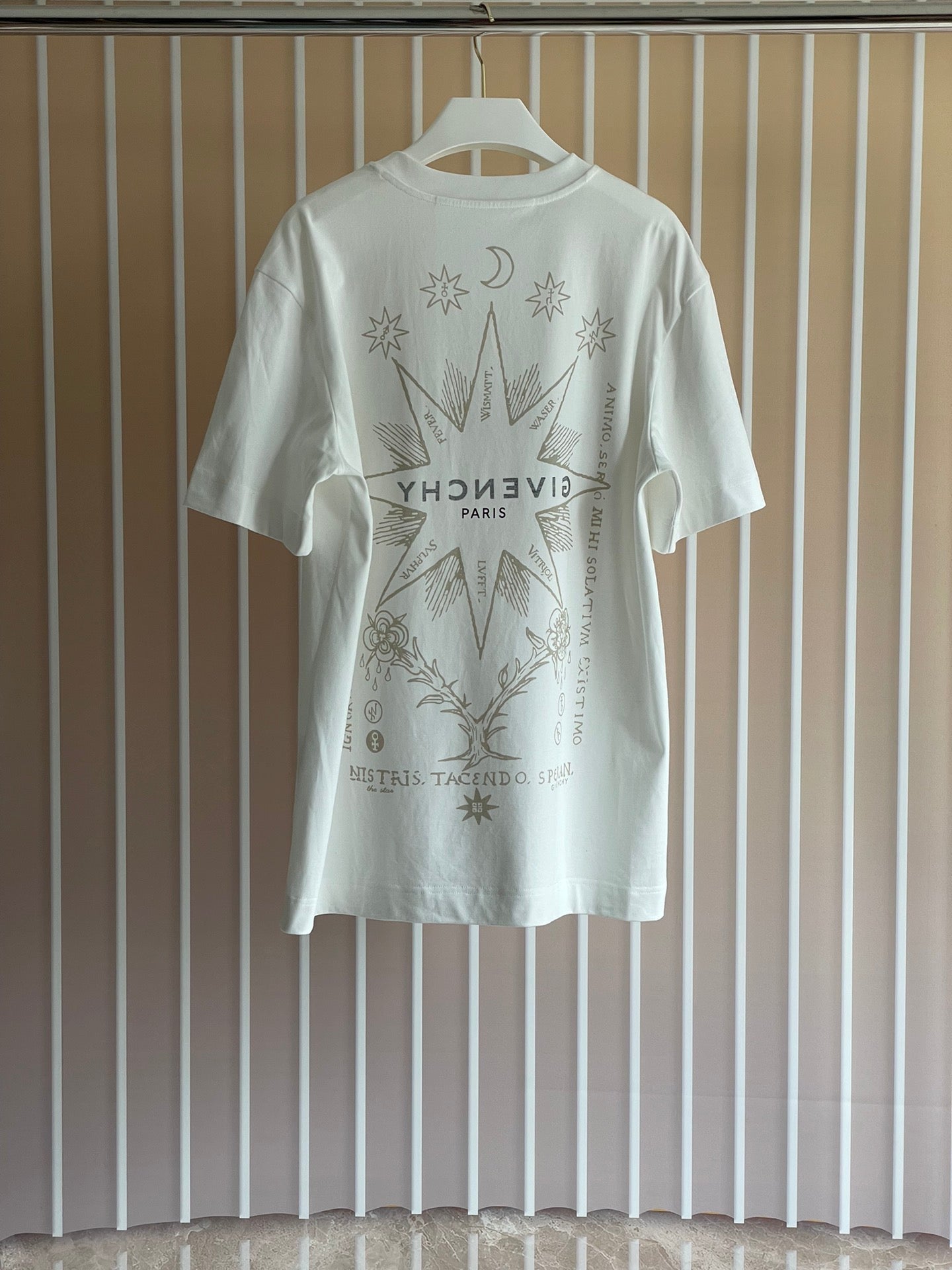 LuxluxHouse Best Quality Clothes Givenchy T-shirt