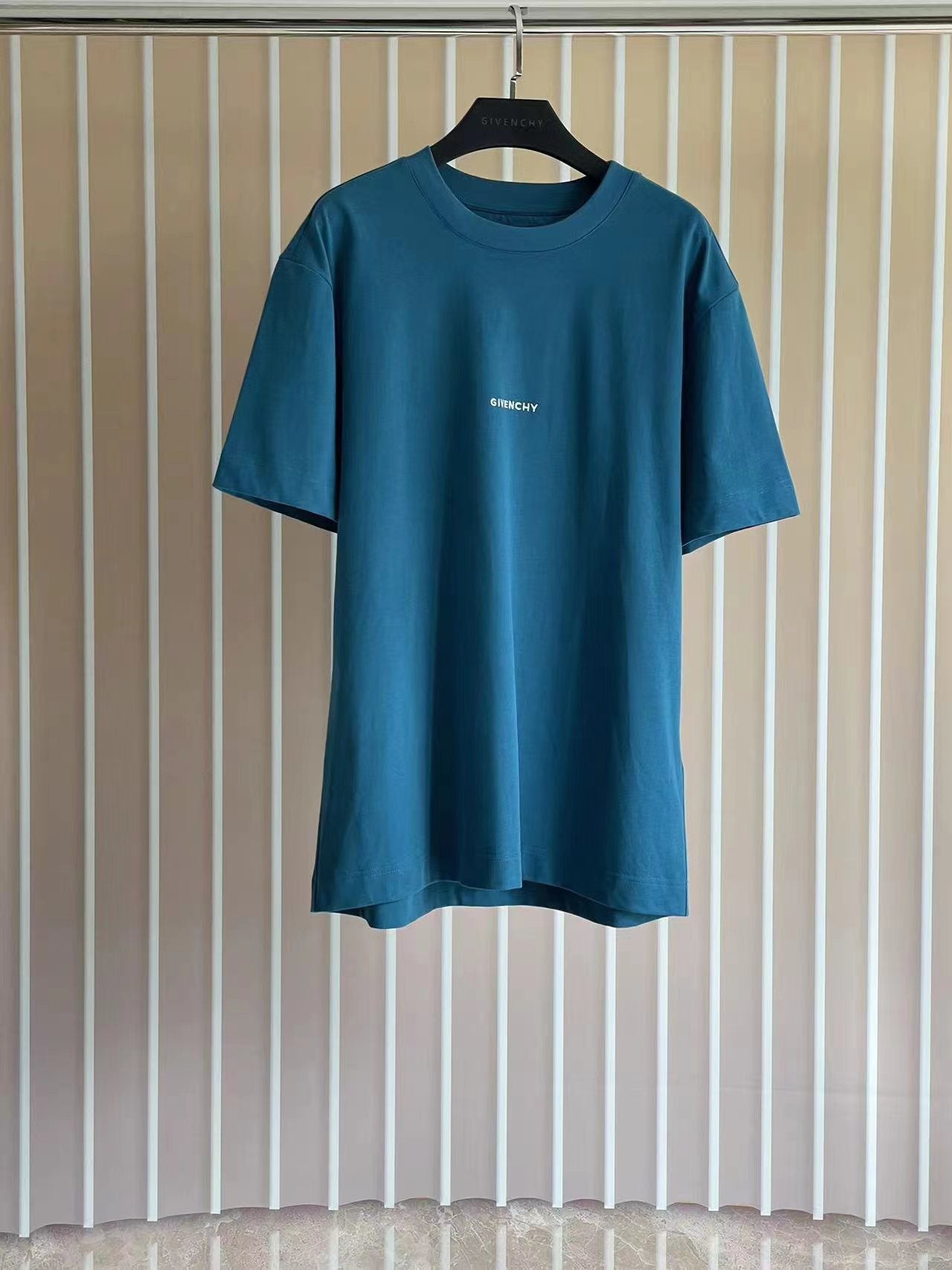 LuxluxHouse Best Quality Clothes Givenchy T-shirt