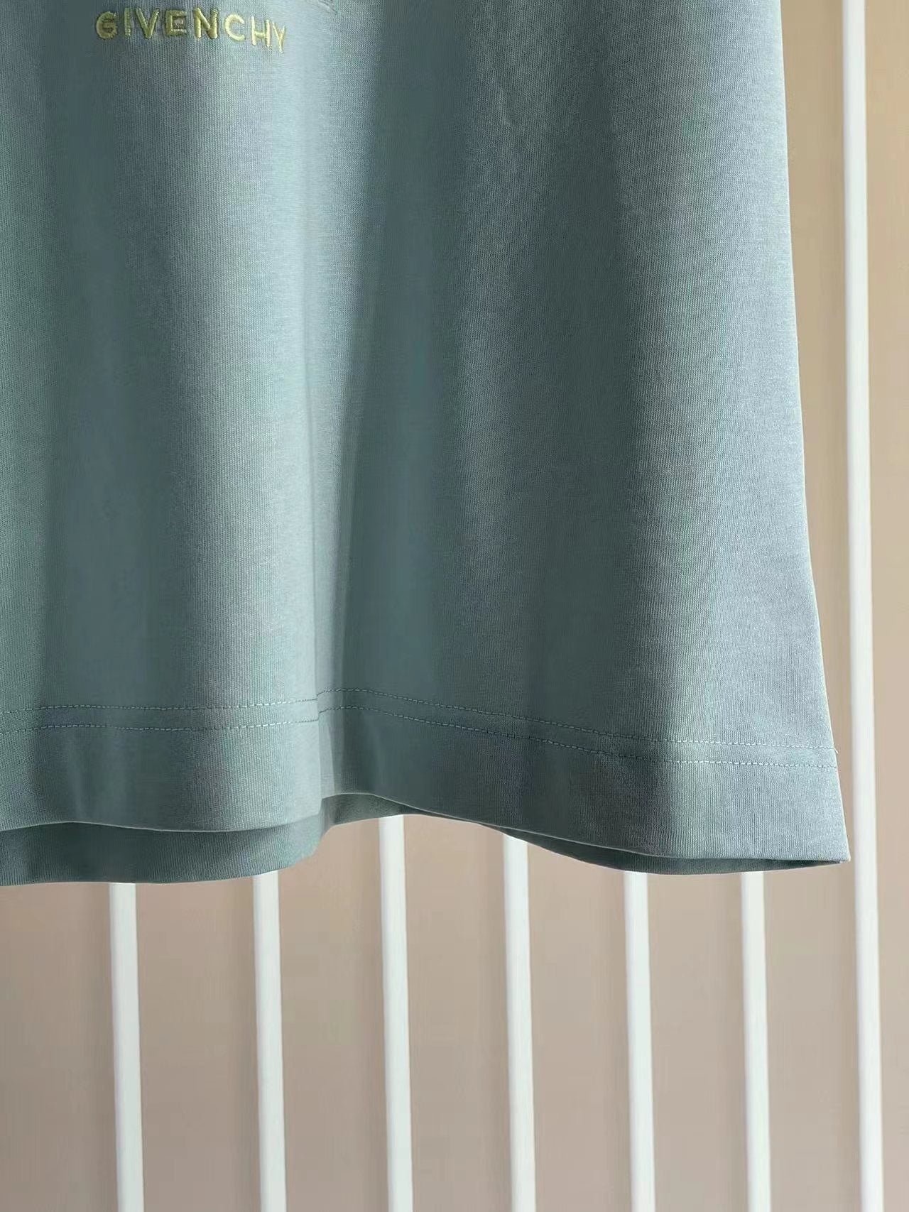 LuxluxHouse Best Quality Clothes Givenchy T-shirt
