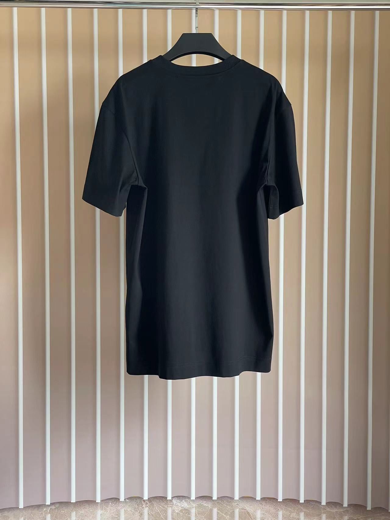 LuxluxHouse Best Quality Clothes Givenchy T-shirt