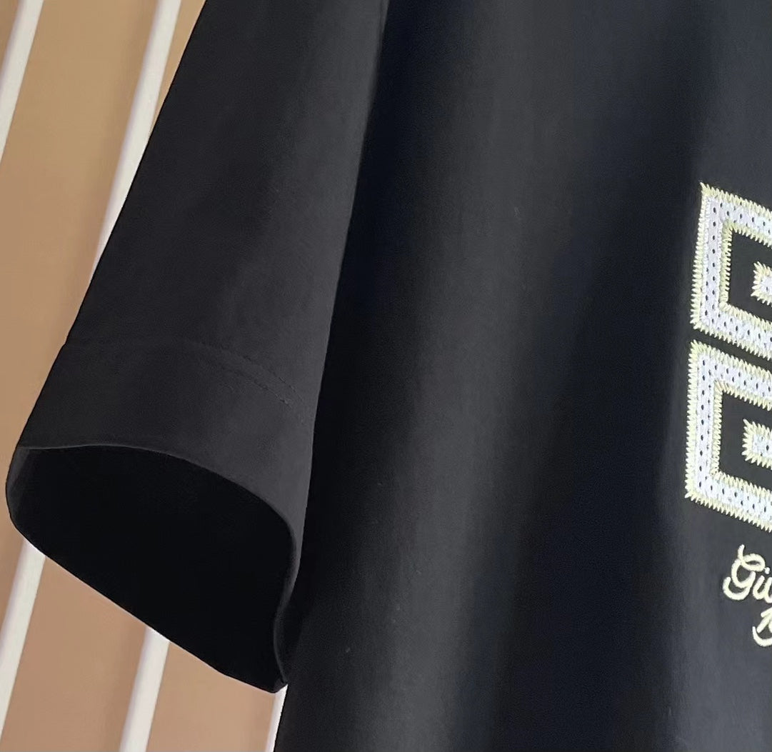 LuxluxHouse Best Quality Clothes Givenchy T-shirt