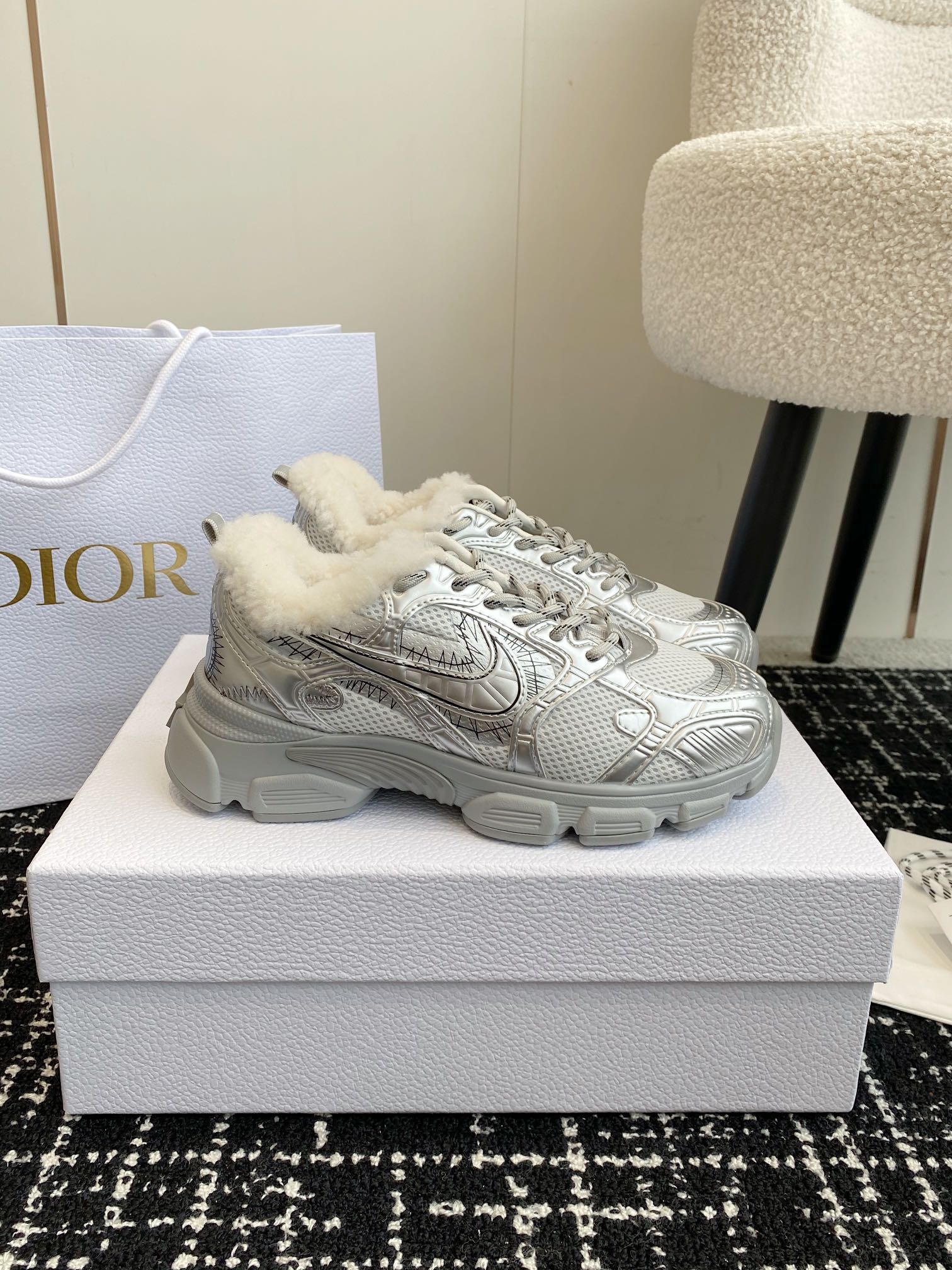 LuxluxHouse Best Quality Shoes Dior
