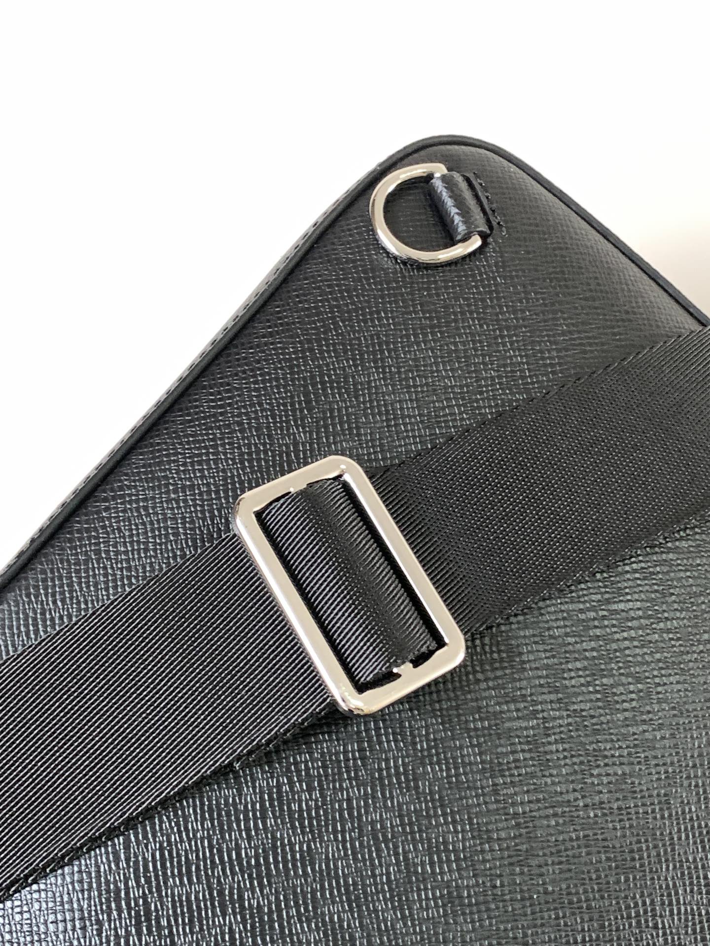 LuxluxHouse Best Quality Bags Louis Vuitton Men