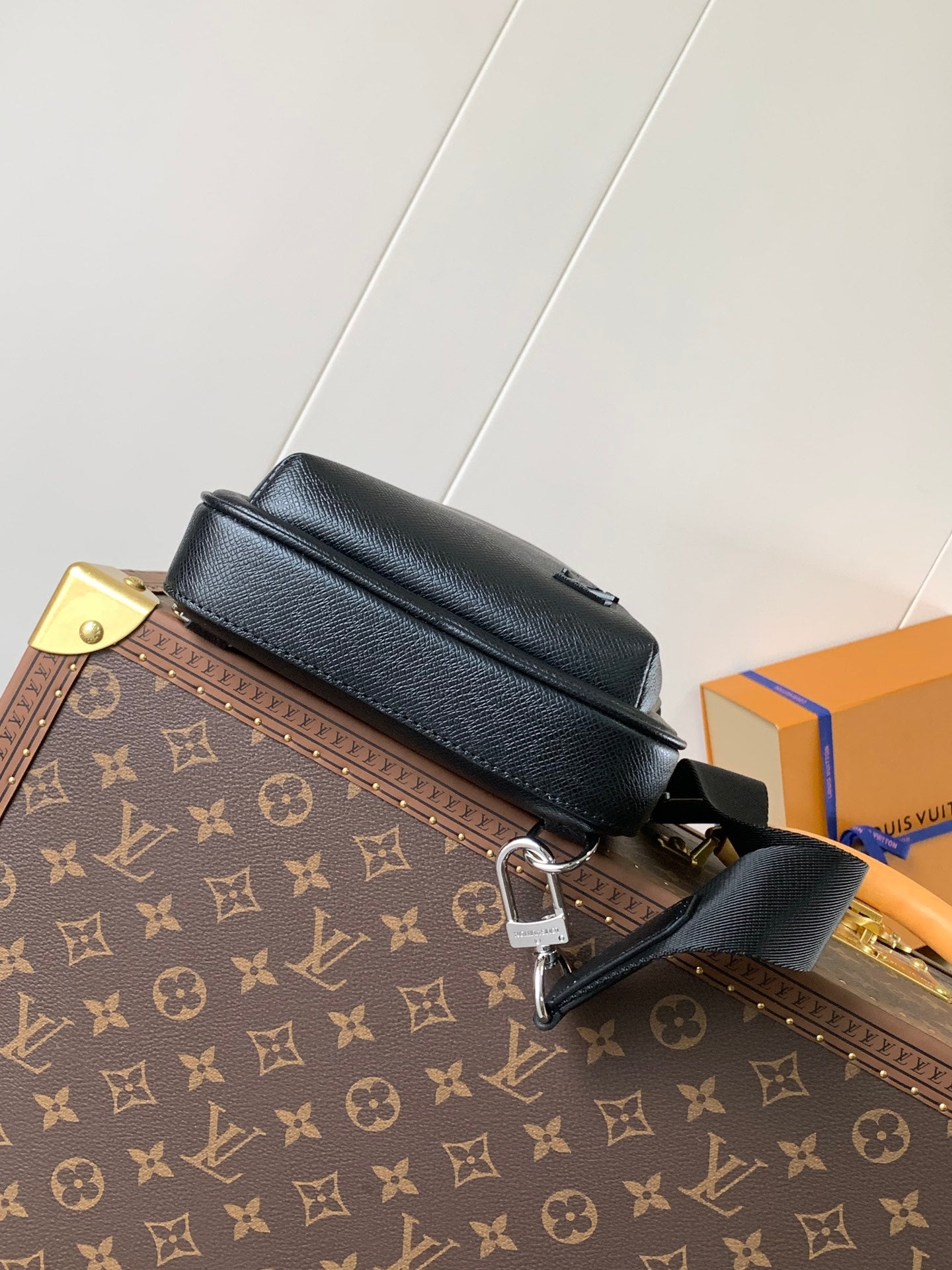 LuxluxHouse Best Quality Bags Louis Vuitton Men