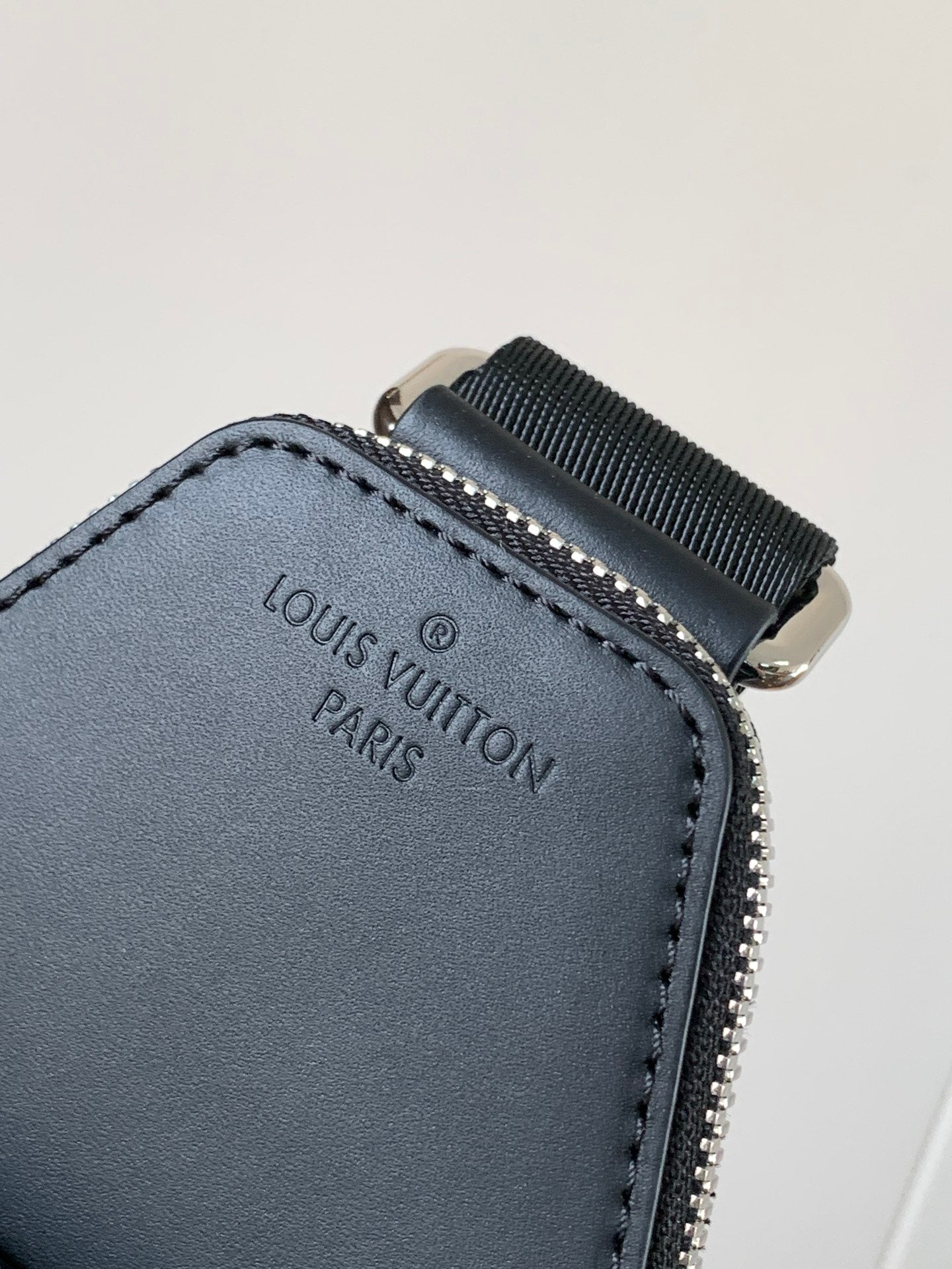 LuxluxHouse Best Quality Bags Louis Vuitton Men