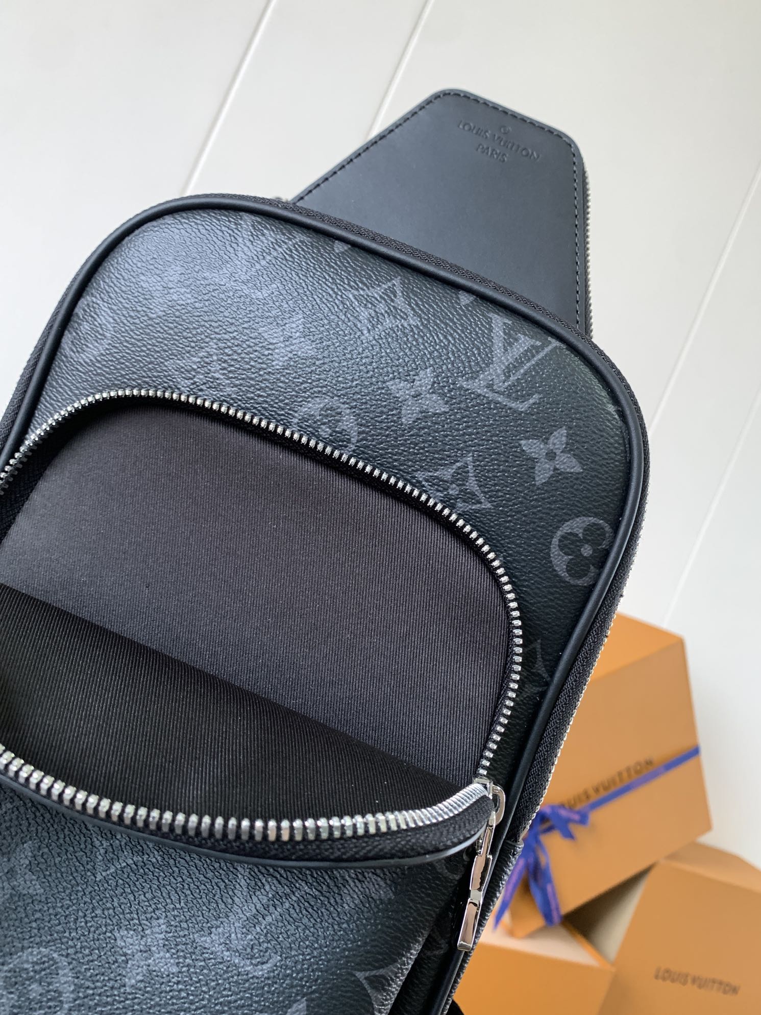 LuxluxHouse Best Quality Bags Louis Vuitton Men