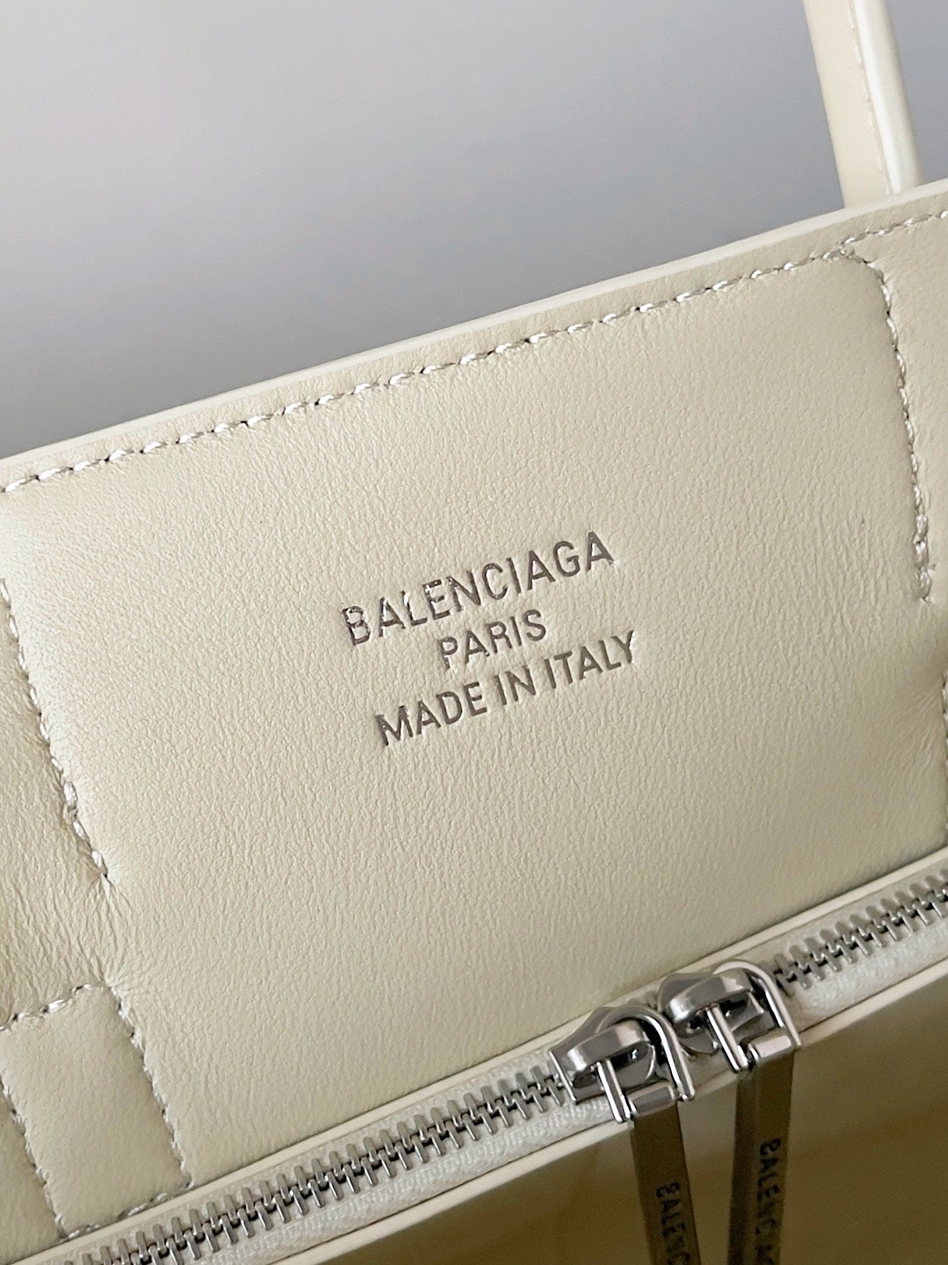 LuxluxHouse Best Quality Bags Balenciaga