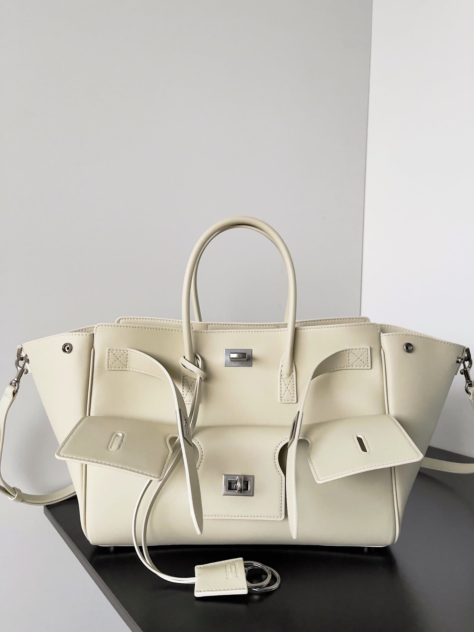 LuxluxHouse Best Quality Bags Balenciaga