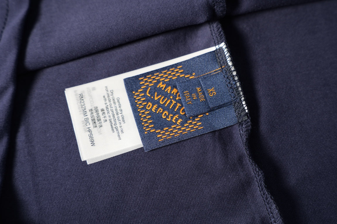 LuxluxHouse Best Quality Clothes T-shirt Louis Vuitton
