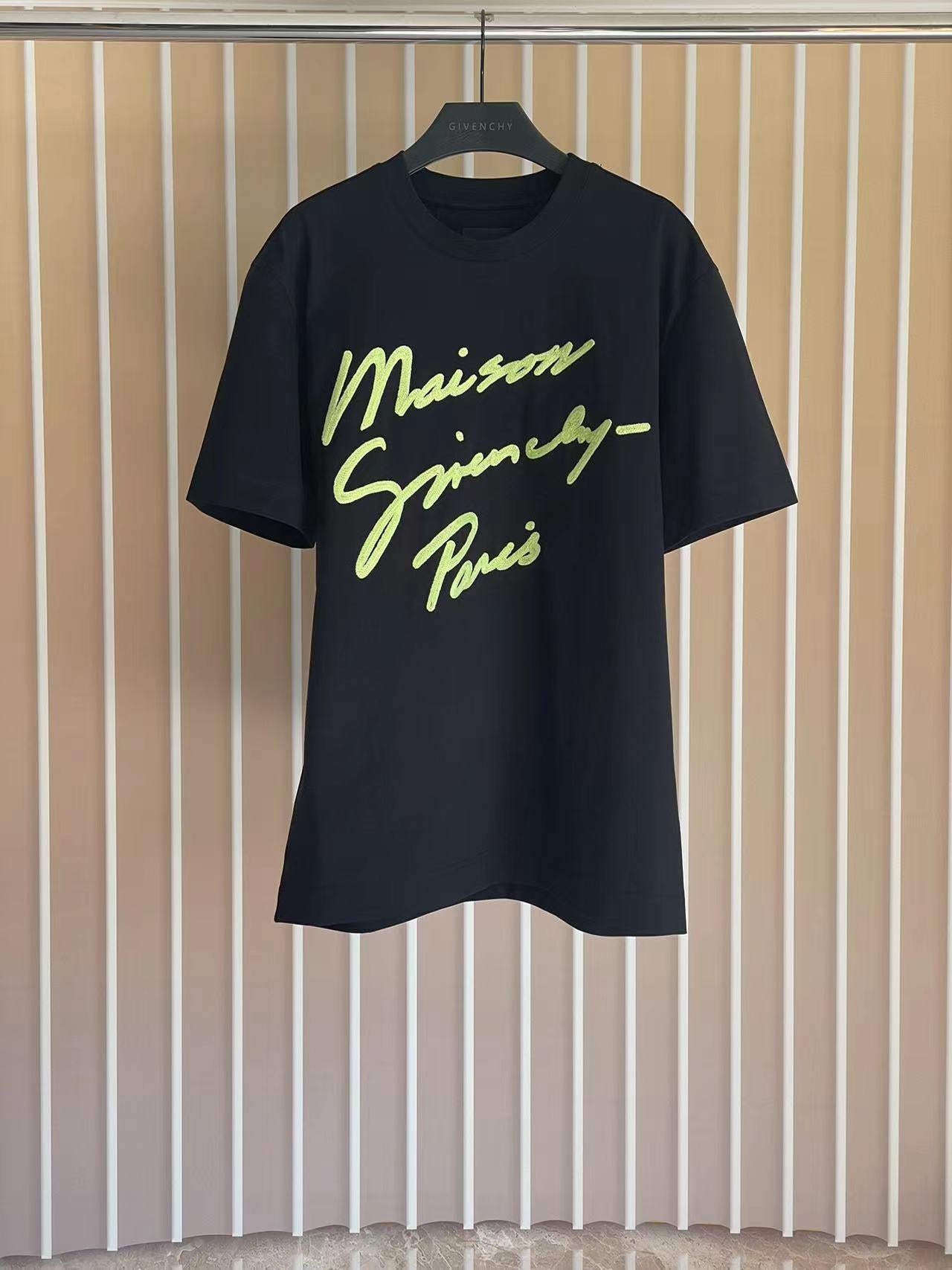 LuxluxHouse Best Quality Clothes Givenchy T-shirt