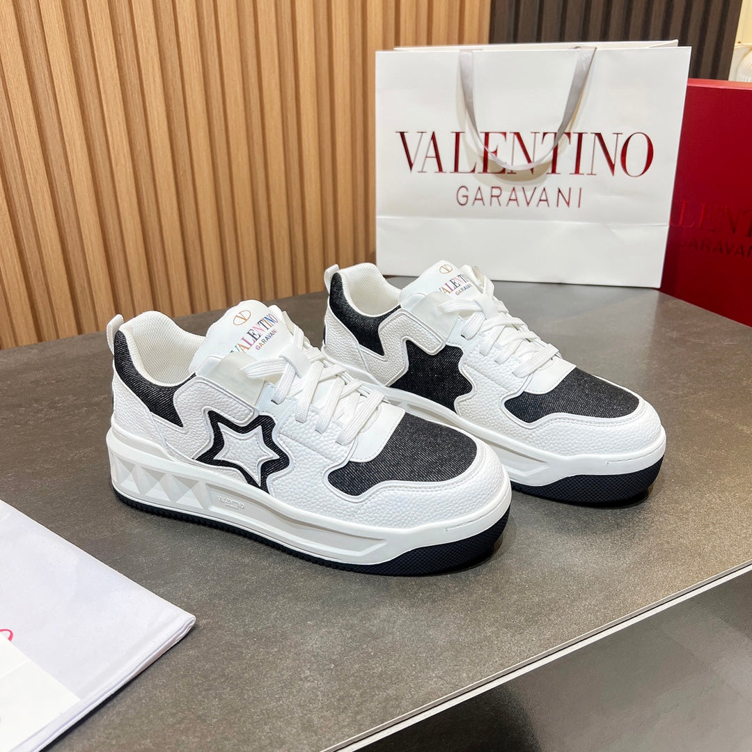 LuxluxHouse Best Quality Shoes Valentino