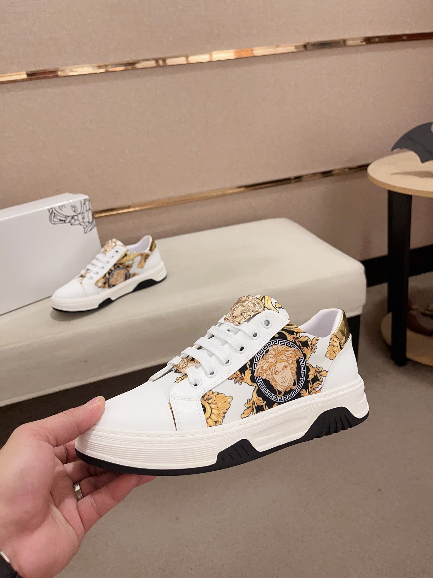 LuxluxHouse Best Quality Shoes Versace