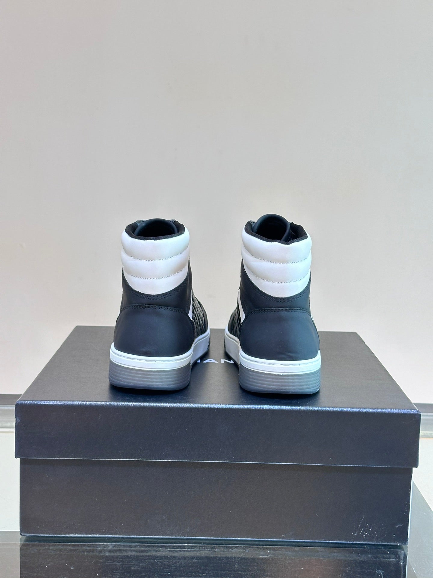 LuxluxHouse Best Quality Shoes Chanel