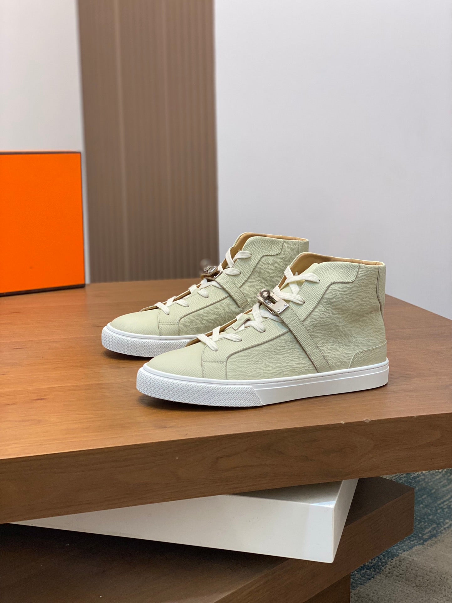 LuxluxHouse Best Quality Shoes Hermes