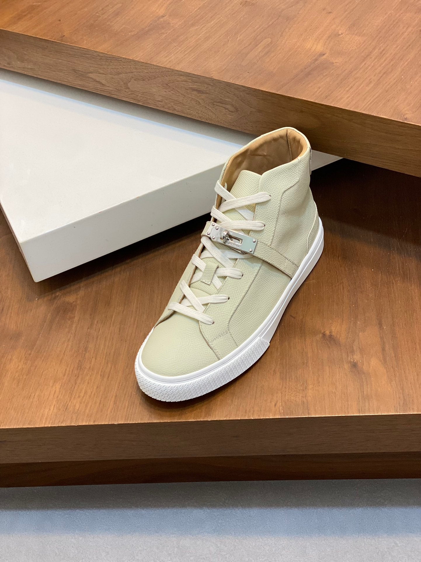 LuxluxHouse Best Quality Shoes Hermes