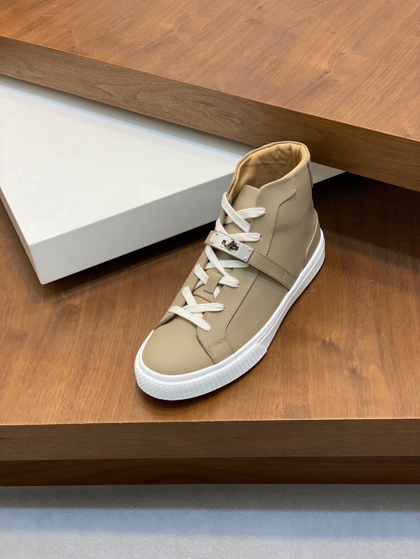 LuxluxHouse Best Quality Shoes Hermes