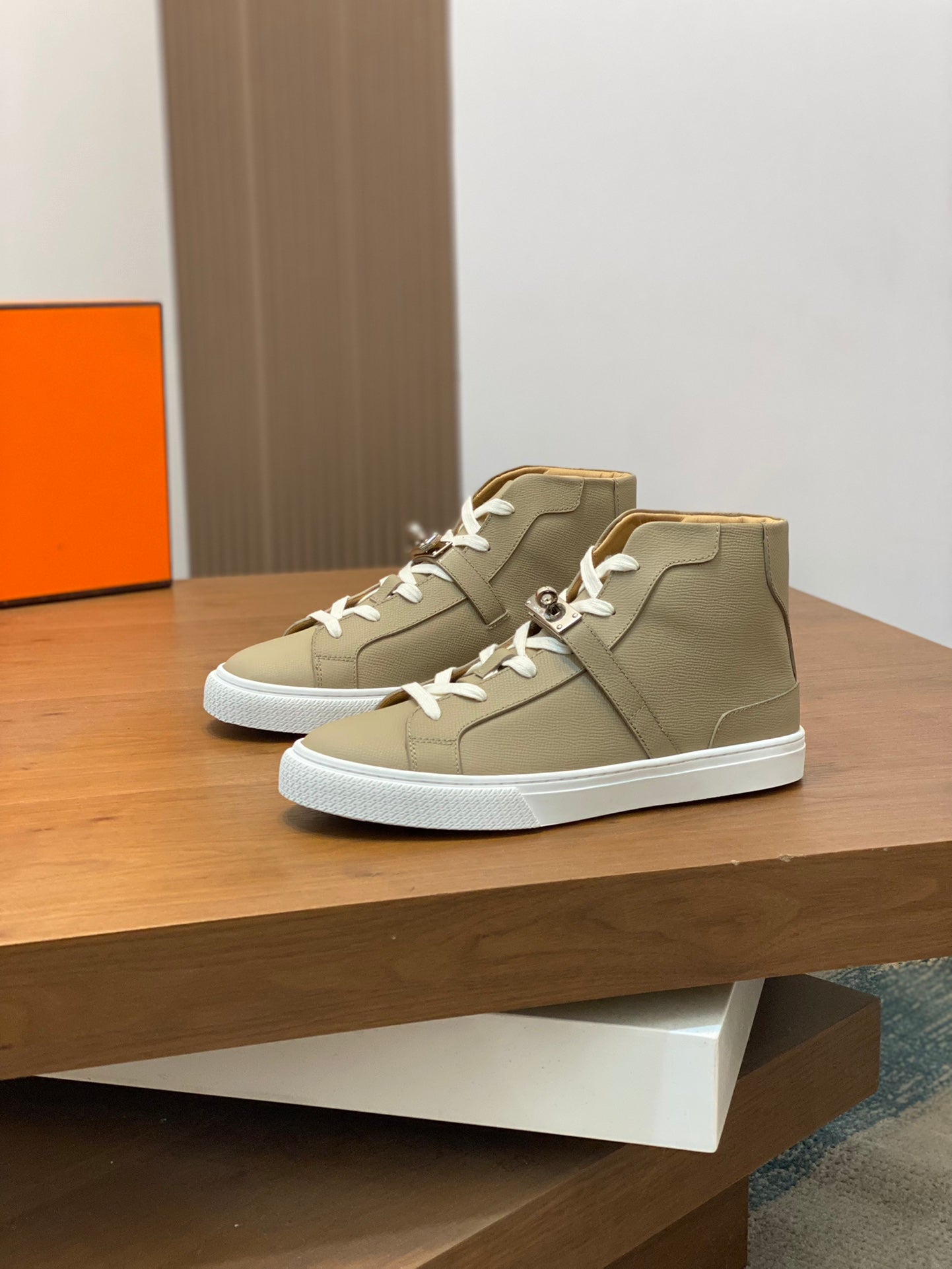 LuxluxHouse Best Quality Shoes Hermes