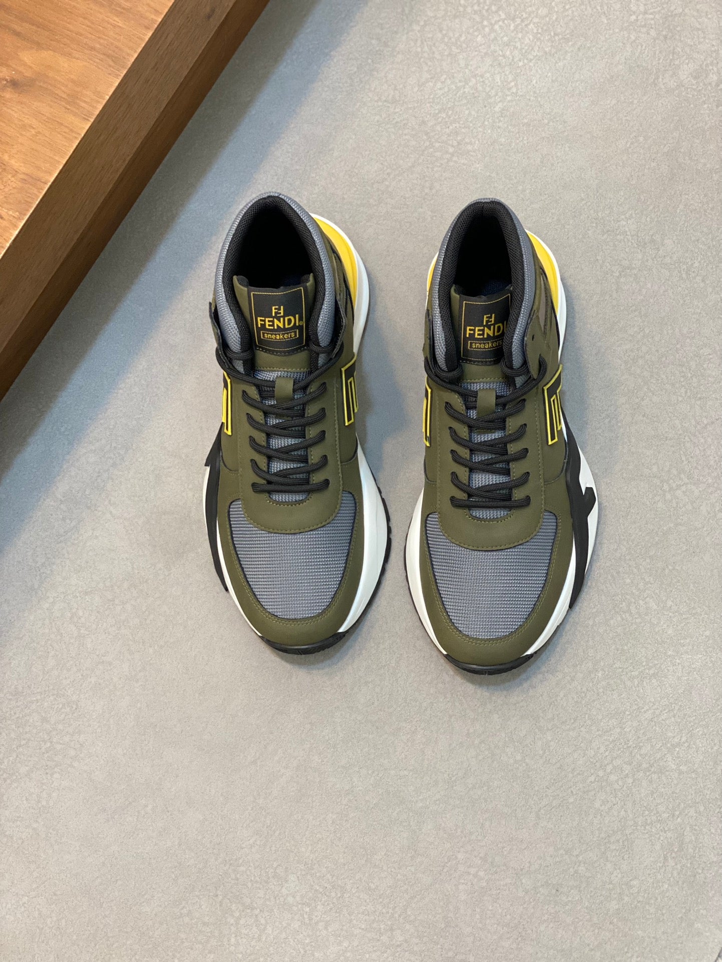 LuxluxHouse Best Quality Shoes Fendi